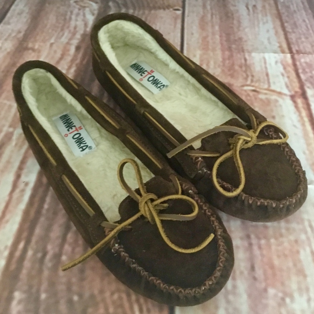 Men’s Minnetonka Hardsole Slippers Brown size 10